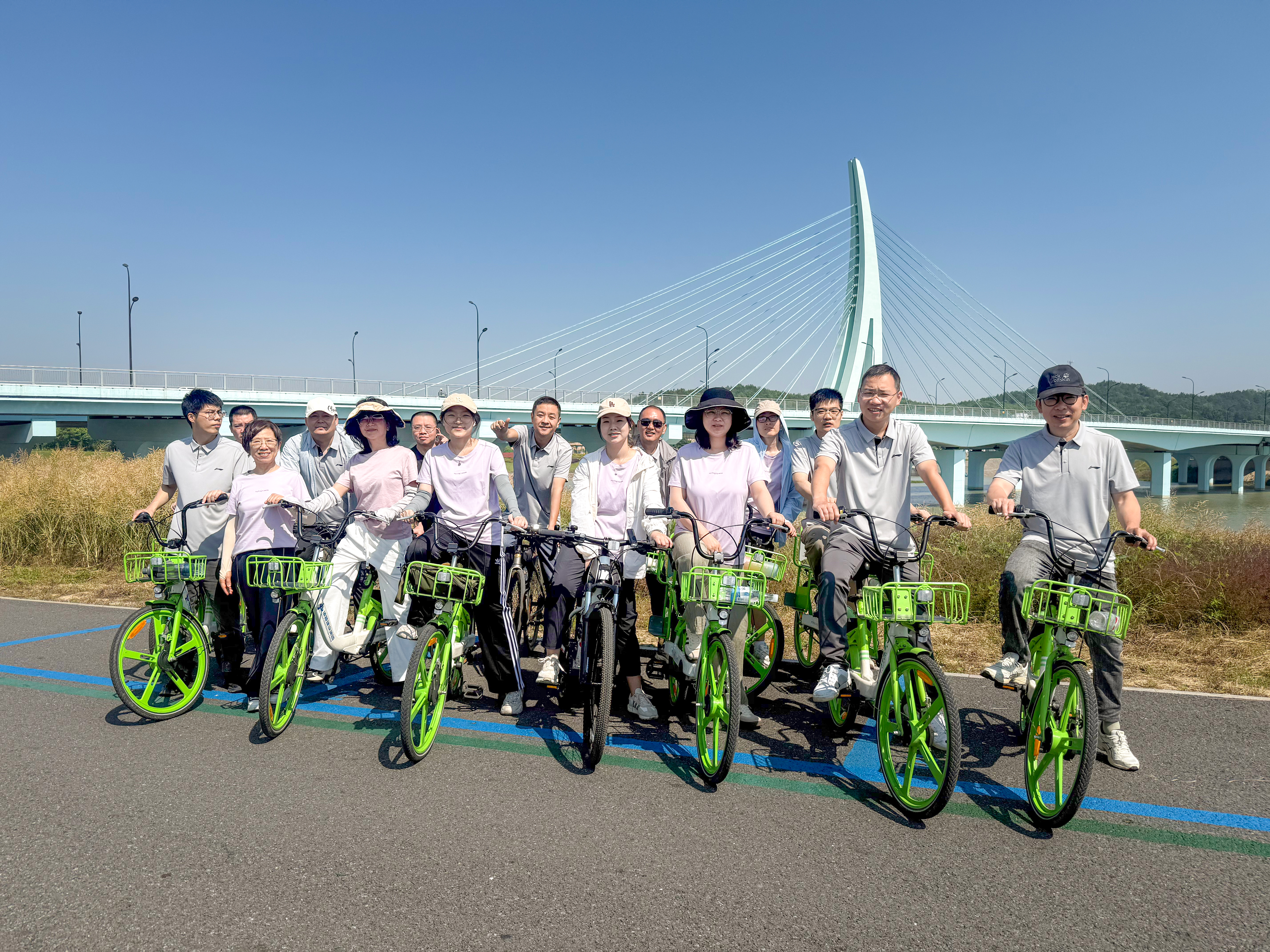 活動(dòng)照片2.jpg 活動(dòng)照片2.jpg